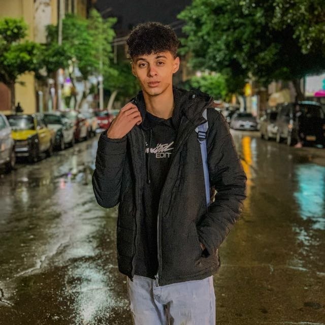 حسين رزق